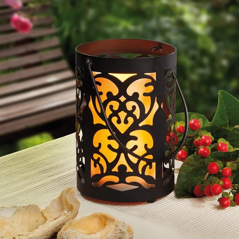 hellumFormat:Haushaltswaren hellum LED Laterne Metall mit Kerze, für innen mit Batterie, 10x15cm — Kerzenlicht Abendessen