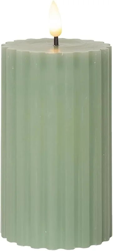 Besuche den Star Trading-Store Star Trading LED Stumpenkerze Grün - Echtwachs Kerze mit Timer, 15x7.5 cm — Kerzenlicht Abendessen