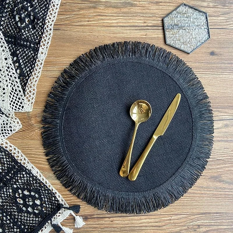 Besuche den Epinki-Store Epinki Tischsets Platzsets Retro Vintage Rund, 2er Set Leinen Platzsets Weihnachten Einfarbig mit Quaste Hitzebeständige, Tischmatte Modern Schwarz für Küche Speisetisch, 38CM — Küche & Haushalt