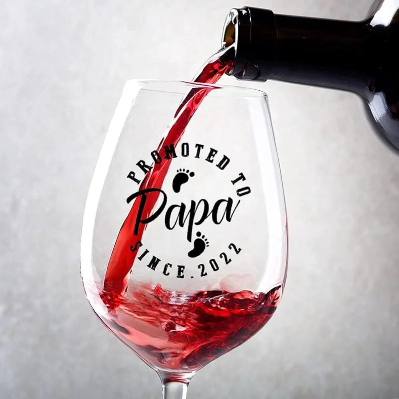 Marke: Rimego Weingläser-Set, Promoted to Papa, Rotweingläser, 325 ml, für Paare, Jahrestag, Hochzeit, Geschenk, personalisierte Weingeschenke für Frauen und Männer — Wein und Festtafel