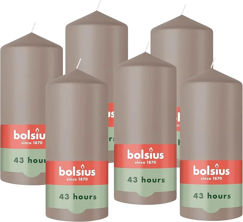 Besuche den bolsius-Store Bolsius – Essentials – glatte Stumpenkerze – Taupe – 13 cm – Dekorative Kerzen – Enthält natürliches Pflanzenwachs – Ohne Palmöl — Advent und Tisch