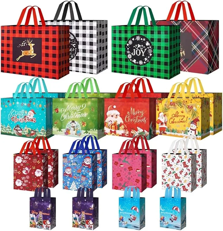 Marke: HEDOBCESO 24er Pack Weihnachtstüten verschiedene Größen mit Griff, wiederverwendbar, enthält 4 extra große, 8 große, 8 mittlere, 4 kleine, Vliesstoff-Weihnachtstüten für Geschenke Weihnachtsfeier — Geschenkverpackung