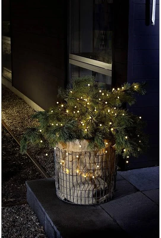 Besuche den Konstsmide-Store Konstsmide 3740-100 LED Globelichterkette mit runden Dioden, für Außen (IP44), Batteriebetrieben: 4xAA 1.5V (exkl.), mit Lichtsensor, 6h, 9h Timer, 40 warm weißen Dioden, schwarzes Kabel — Weihnachtsbeleuchtung