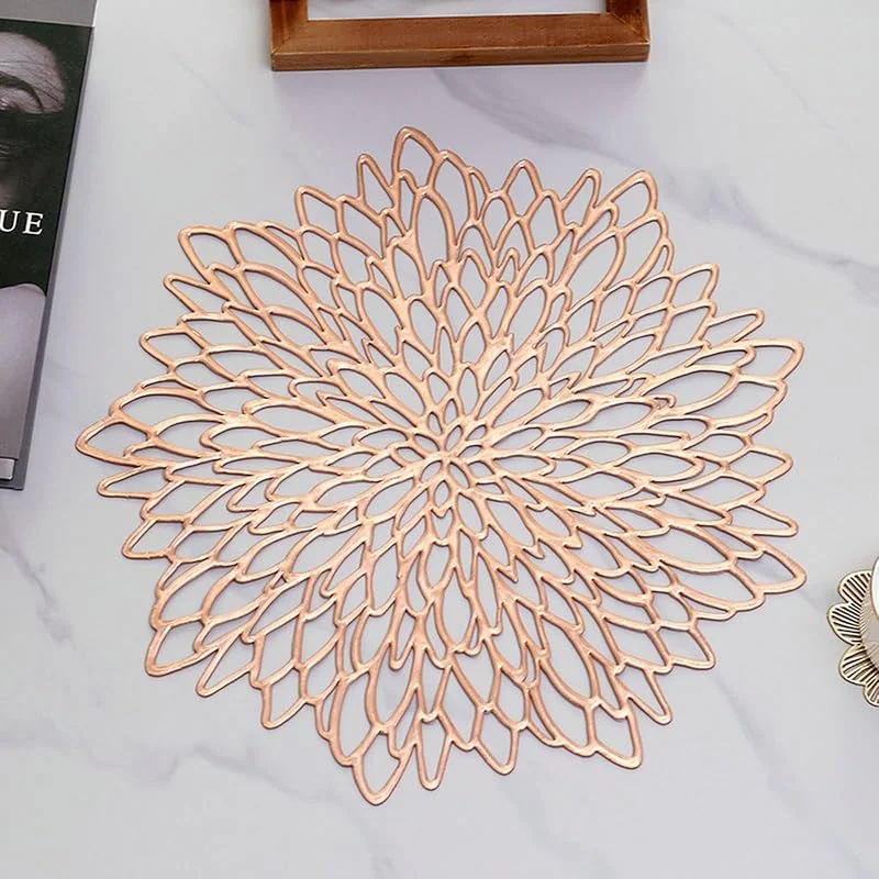 Besuche den Epinki-Store Epinki Tischset Weihnachten Vintage, 2er Set PVC Platzset Elegant Blumen Hitzebeständige, Tischmatte Weihnachten Rose Gold für Esstisch, Antifouling, 38CM — Küche & Haushalt