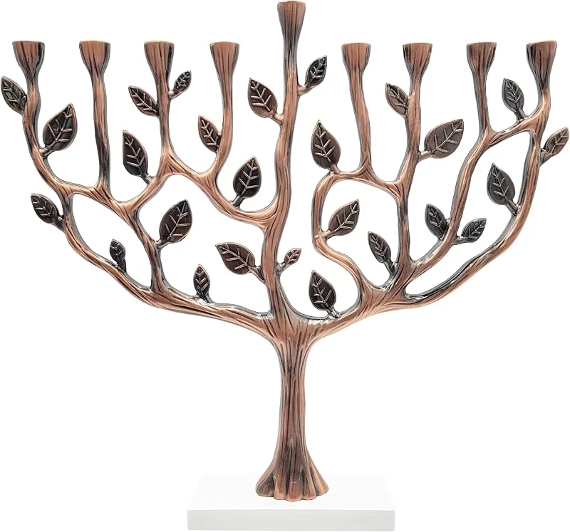 Marke: The Dreidel Company The Dreidel Company Chanukka Menora Lebensbaum mit Steinsockel (Kupfer) — Kerzenlicht Abendessen