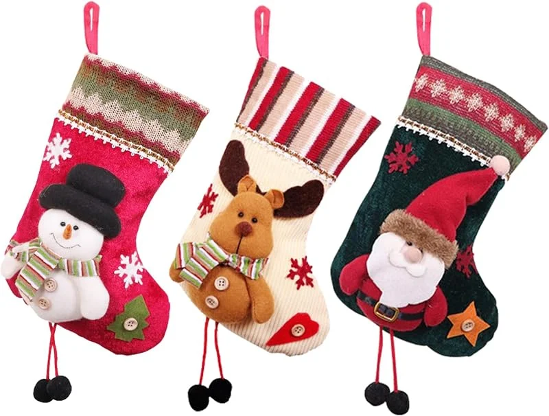 Marke: SEDEX SEDEX Weihnachtsstrümpfe, Set mit 3 kleinen Weihnachtsstrümpfen, Weihnachtsmann, Rentier, Schneemann, traditionelle Feiertagsparty-Dekorationen, rote Socken, Dekoration für Kamin, Baum, hängende — Weihnachtsdeko