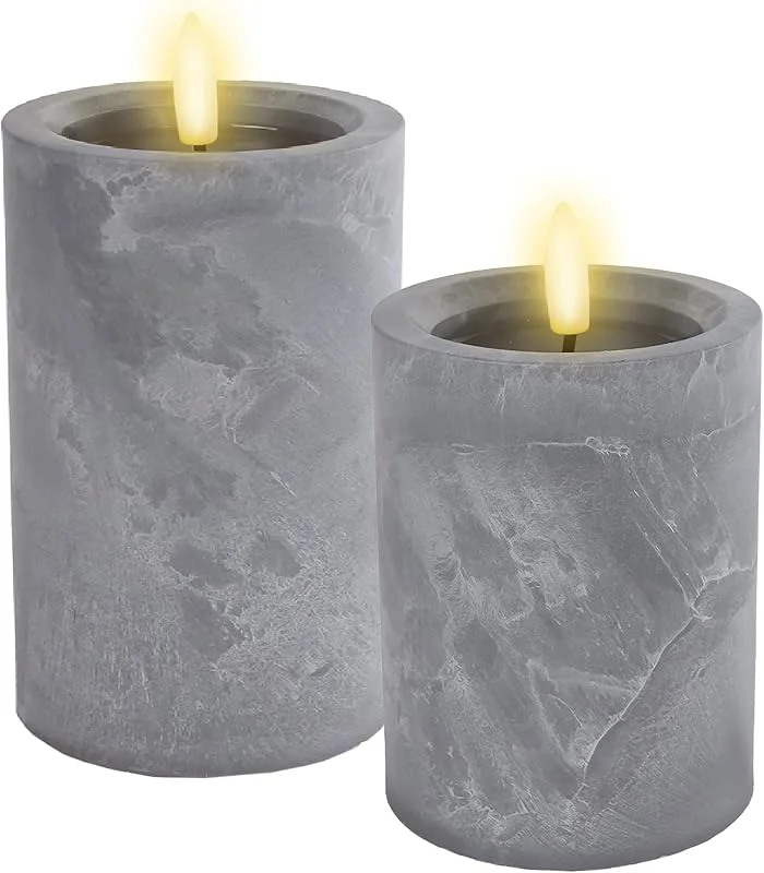 Besuche den Spetebo-Store Spetebo LED Kerze in Beton Optik warm weiß mit Timer 2er Set - 10, 15 cm - Künstliche Kerzen mit Flacker Effekt Batterie betrieben - Weihnachten Advent Winter Deko Beleuchtung Kerze flammenlos — Kerzenlicht Abendessen