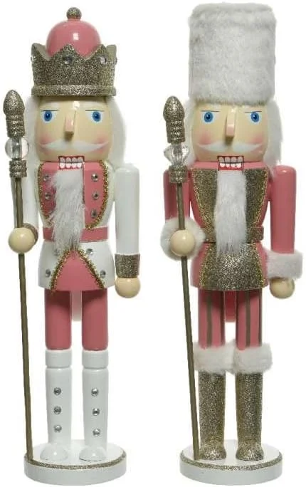Marke: Kaemingk aemingk Nussknacker Figur Holz 25cm x 1 Stück sortiert mit Pelzmütze Krone Soldat Husar Prinz rosa — Weihnachtsdeko