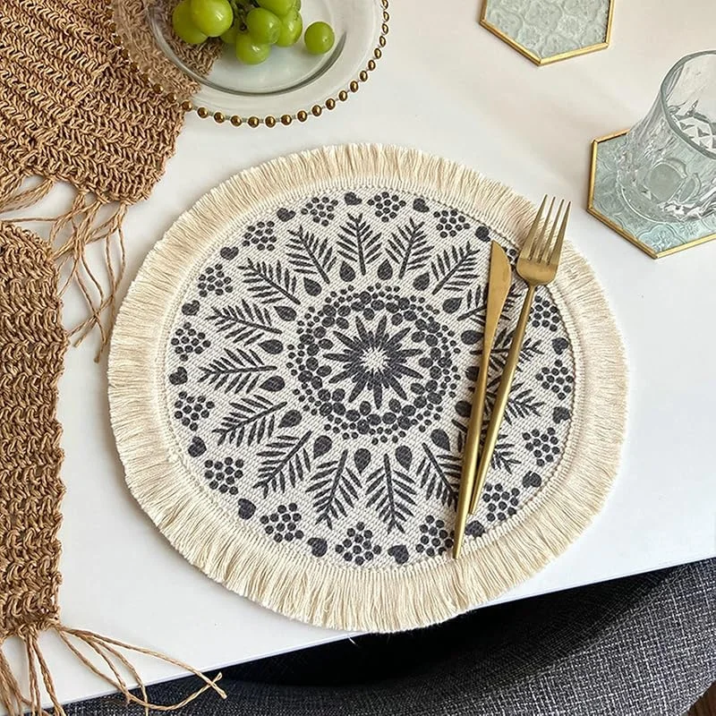 Besuche den Epinki-Store Epinki Tischsets Platzsets Abwaschbar Weihnachtlich Rund, 2Pcs Set 33CM Platzsets Modern Böhmen Hitzebeständige aus Polyester Baumwolle, Tischmatte Weihnachten Beige Schwarz für Hotel — Küche & Haushalt