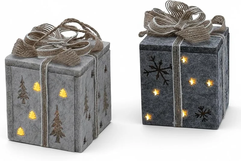 Besuche den Spetebo-Store LED Filz Geschenkbox warm weiß inklusive Batterie - 2er Set - Beleuchtete Dekopäckchen zum Hängen oder Aufstellen batteriebetrieben - Weihnachten Advent Deko Geschenk Paket Tisch Aufsteller — Geschenkverpackung