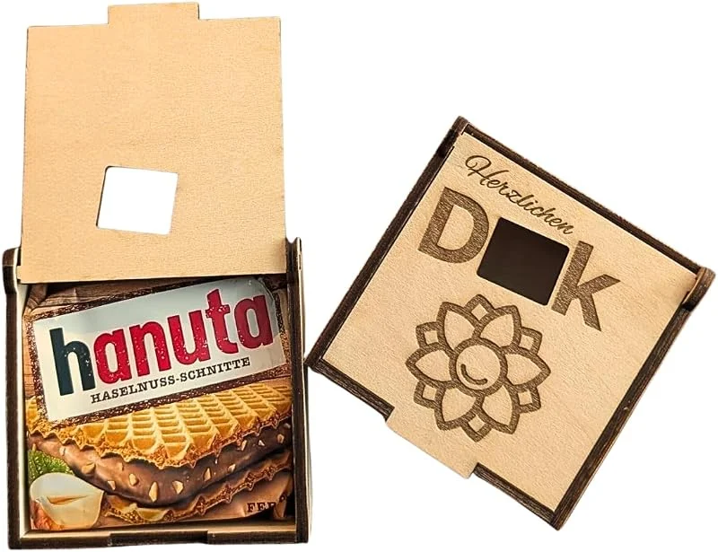 Besuche den Dankfabrik-Store Dankfabrik® 5er-Set: "Herzlichen Dank" Holzbox für hanuta® – Die besondere Geschenkverpackung für Mitarbeiter, Kollegen & Freunde – Nachhaltige Geschenkbox aus Holz, Made in Germany (Ohne Waffeln)