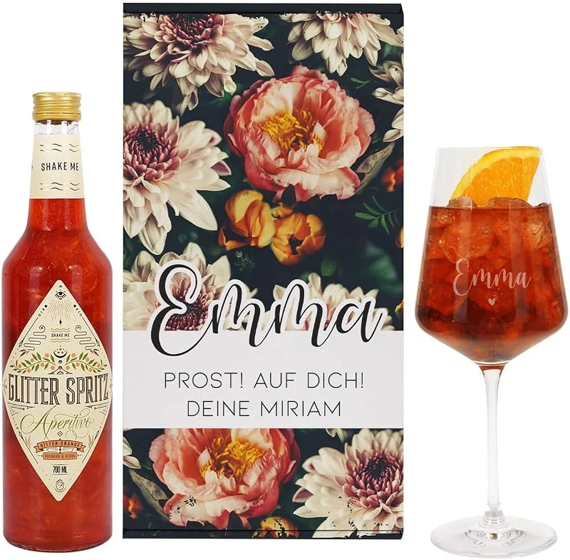 Besuche den Herz & Heim-Store Herz & Heim® Geschenkset mit Vintage Blumenmotiv, graviertem Weinglas und einem alkoholischen Getränk, personalisiert (Glitter Spritz) — Geschenkverpackung