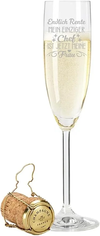 Besuche den GRAVURZEILE-Store GRAVURZEILE Sektglas mit Gravur - Endlich Rente mein einziger Chef ist jetzt meine Frau - Schönes Geschenk für Rentner & Weinliebhaber - Geschenke für Sie & Ihn — Wein und Festtafel
