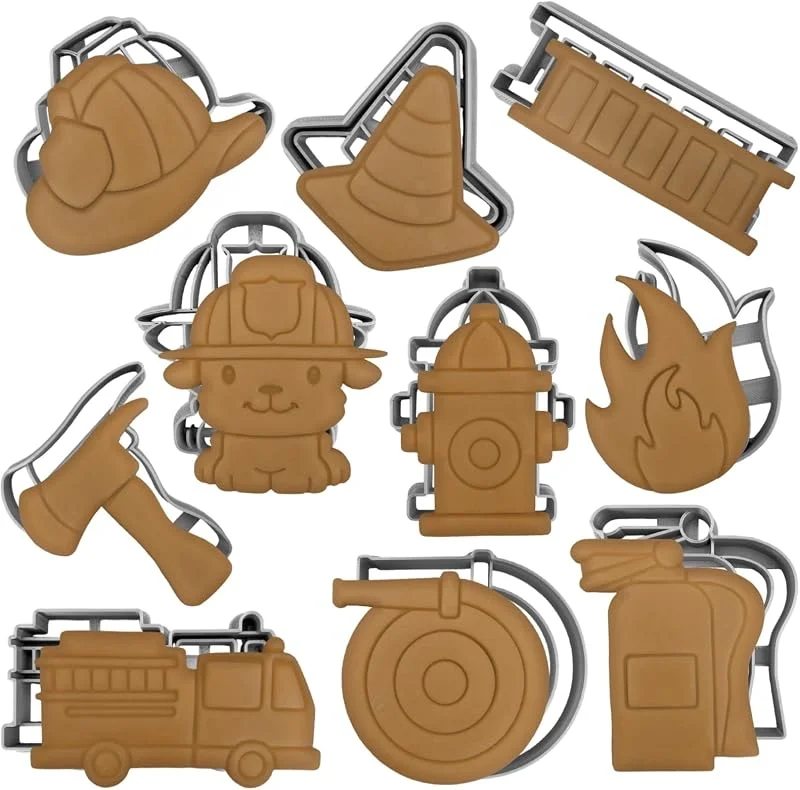 Marke: MOOSE GOODS Feuerwehrmann Ausstechformen zum Backen - 10er Set Ausstechformen mit Stempel Feuerwehrauto, Feuerwehrhelm, Feuerlöscher, Hydrant, Axt, Hund, Schlauch, Leiter, Kegel & Flamme — Weihnachtskueche
