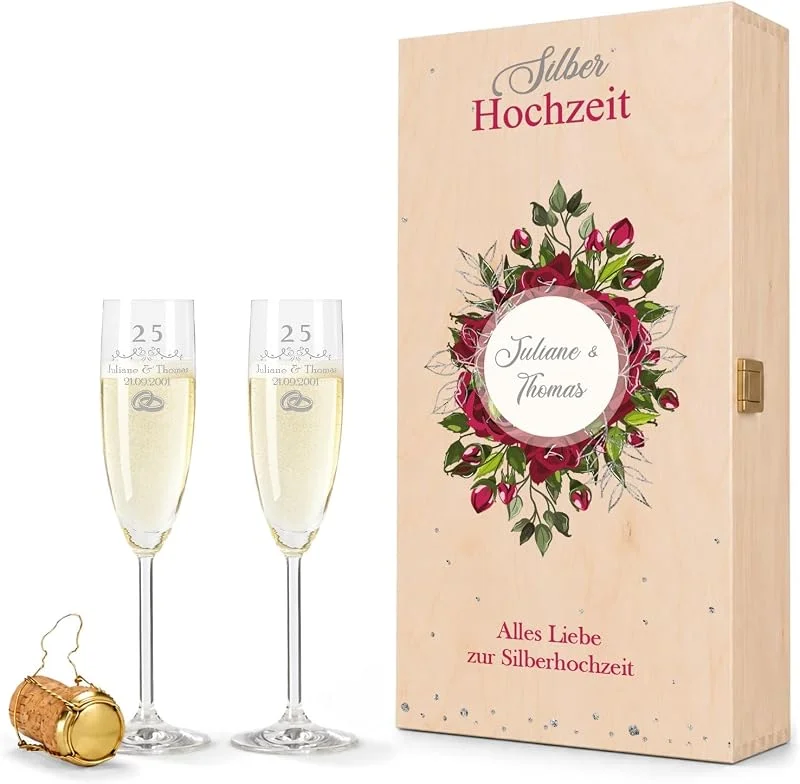 Besuche den GRAVURZEILE-Store GRAVURZEILE Sektgläser mit Gravur - Silberhochzeit 25 Jahre - Personalisiert mit Namen & Datum inkl. Holzkiste - Geschenk zur Hochzeit Verlobung Jahrestag — Wein und Festtafel