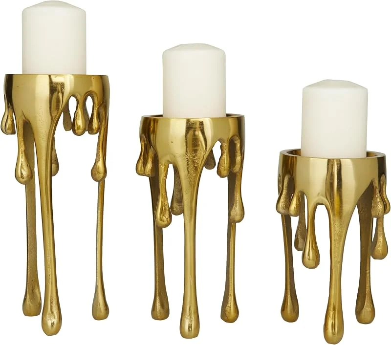 Marke: CosmoLiving by Cosmopolitan CosmoLiving by Cosmopolitan Stumpenkerzenhalter aus Aluminium mit tropfenden schmelzenden Beinen, 3 Stück, 30, 5 cm, 25, 4 cm, 20, 3 cm hoch, goldfarben — Kerzenlicht Abendessen