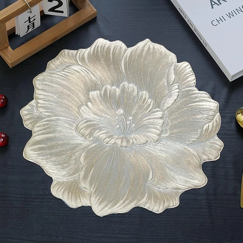 Besuche den Epinki-Store Epinki 2er Set Tischset Weihnachten 38CM, PVC Platzset Boho Abwaschbar Blumen Anti-Rutsch, Tischuntersetzer Vintage Gold für Küche Restaurant und Hotel — Küche & Haushalt