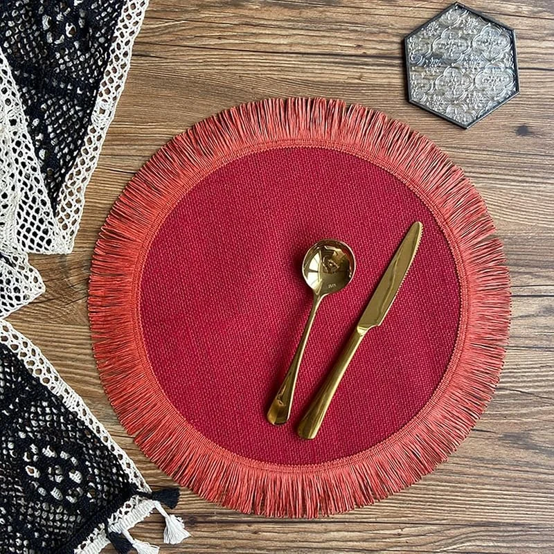 Besuche den Epinki-Store Epinki Tischsets Platzsets Waschbar Rund, 2er Set 38CM Platzsets Einfarbig mit Quaste Anti-Rutsch aus Leinen, Tischuntersetzer Abwaschbar Rot für Tisch Bar — Küche & Haushalt