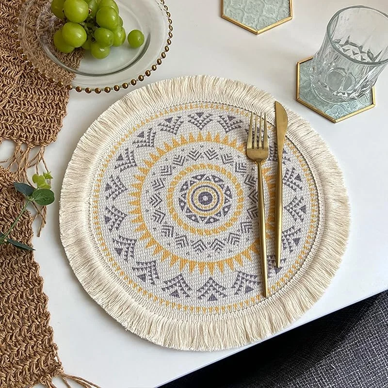 Besuche den Epinki-Store Epinki Tischsets Platzsets Abwaschbar Elegant Rund, 2er Set 33CM Platzdeckchen Weihnachten Abwaschbar Geometrisch Blumen Muster aus Polyester Baumwolle, Tischmatte Weihnachten Gelb Grau — Küche & Haushalt