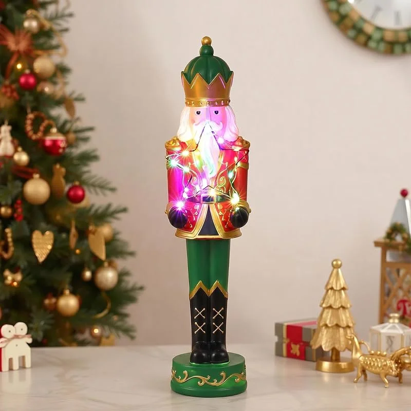Besuche den Hometopia-Store Nussknacker-Bär mit Trommel, 42 cm, 10 bunte LEDs, Blinklicht mit Timer — Weihnachtsdeko