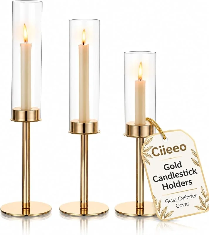 Besuche den Ciieeo-Store Ciieeo Kerzenhalter aus Glas, goldfarben, Kerzenhalter aus Metall, winddichte Glasabdeckungen, dekorative Kerzenständer für Hochzeit, Party, Tischdekoration, 3 Stück — Kerzenlicht Abendessen